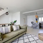 Apartment Penthouse Belisimo - Gerenoveerd Met Balkon & Zeezicht *