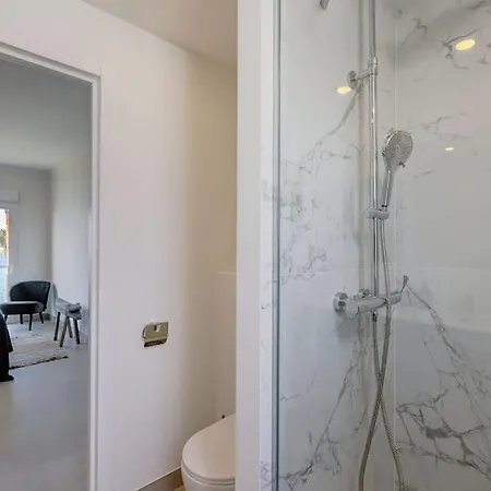 Penthouse Belisimo - Gerenoveerd Met Balkon & Zeezicht 아파트 *