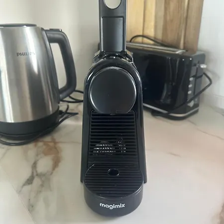 Penthouse Belisimo - Gerenoveerd Met Balkon & Zeezicht 아파트