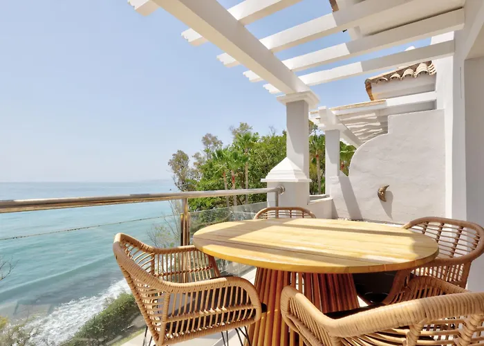 Penthouse Belisimo - Gerenoveerd Met Balkon & Zeezicht Apartment *