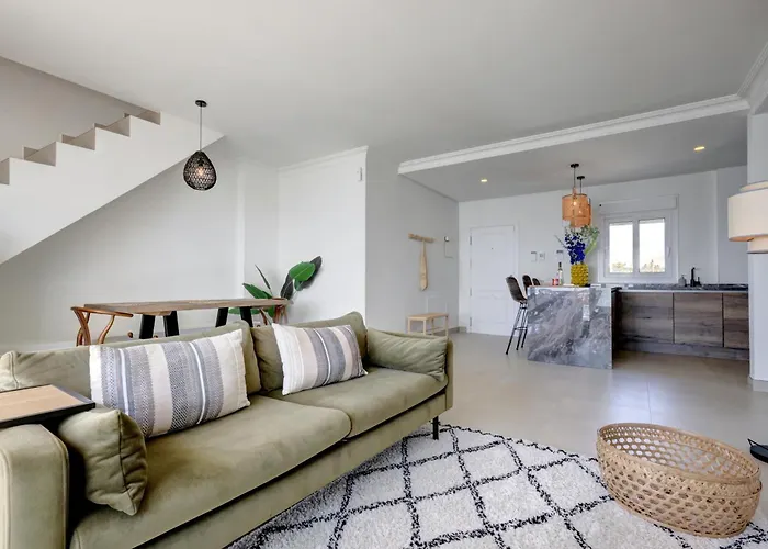 Apartment Penthouse Belisimo - Gerenoveerd Met Balkon & Zeezicht *