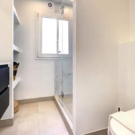 Appartement Penthouse Belisimo - Gerenoveerd Met Balkon & Zeezicht